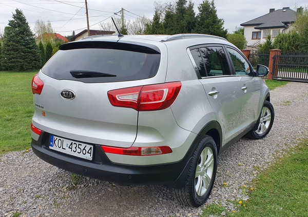 Kia Sportage cena 43700 przebieg: 173000, rok produkcji 2011 z Wolbrom małe 742